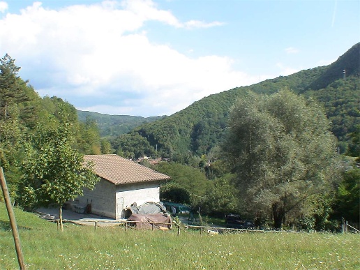 casale in vendita a Castelnuovo di Garfagnana in zona Cerretoli
