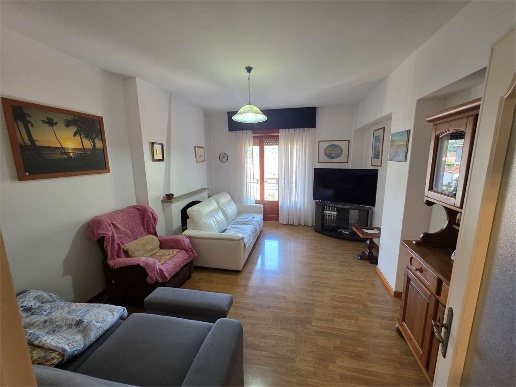 appartamento in vendita a Castelnuovo di Garfagnana in zona Monteperpoli