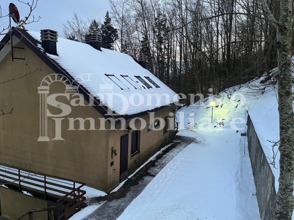 casa indipendente in vendita a Castiglione di Garfagnana