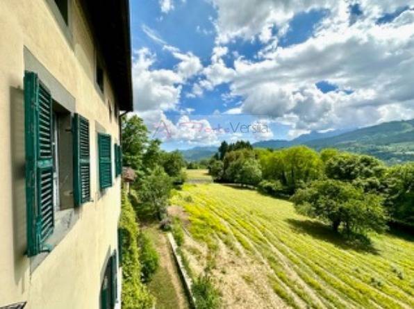 villa in vendita a Castiglione di Garfagnana