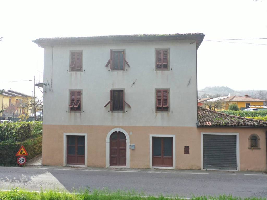 casa indipendente in vendita a Castiglione di Garfagnana in zona Pian di Cerreto