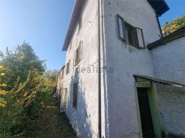 casa indipendente in vendita a Castiglione di Garfagnana