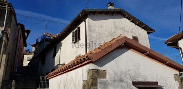 casa indipendente in vendita a Castiglione di Garfagnana in zona Chiozza