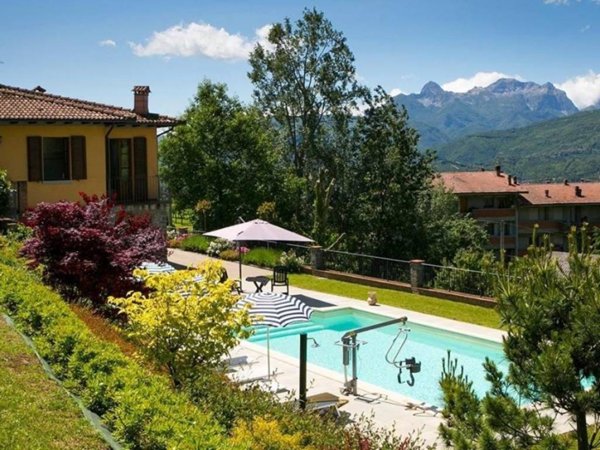 casa indipendente in vendita a Castiglione di Garfagnana