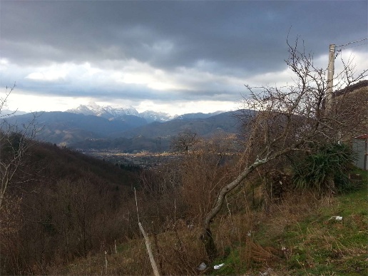 casa indipendente in vendita a Castiglione di Garfagnana in zona Chiozza