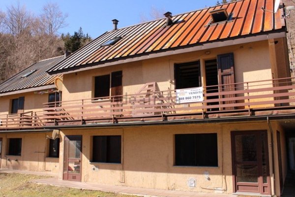 appartamento in vendita a Castiglione di Garfagnana in zona Valbona