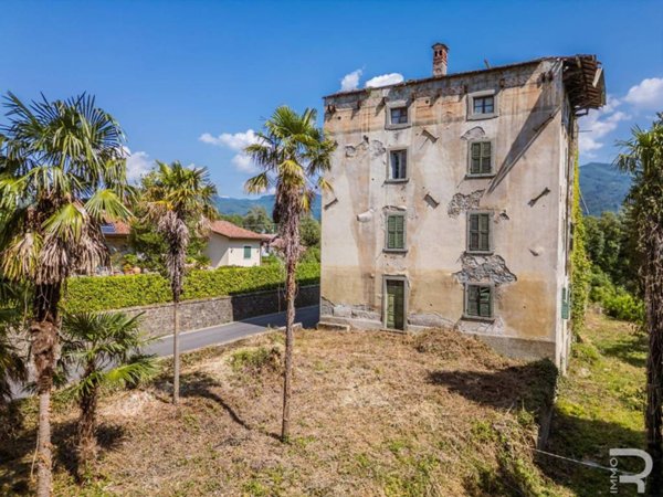 casa indipendente in vendita a Castiglione di Garfagnana in zona Cerageto