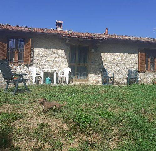 casa indipendente in vendita a Coreglia Antelminelli