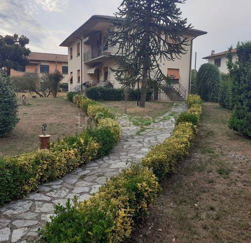 casa indipendente in vendita a Coreglia Antelminelli in zona Piano di Coreglia