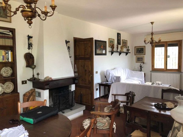 casa indipendente in vendita a Coreglia Antelminelli
