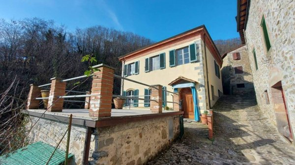 casa indipendente in vendita a Coreglia Antelminelli