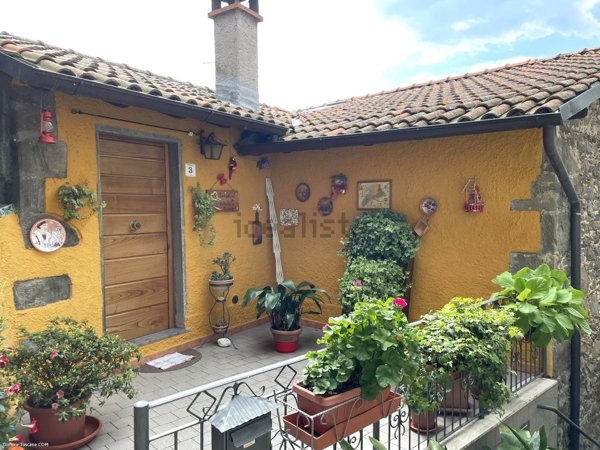 casa indipendente in vendita a Coreglia Antelminelli in zona Tereglio