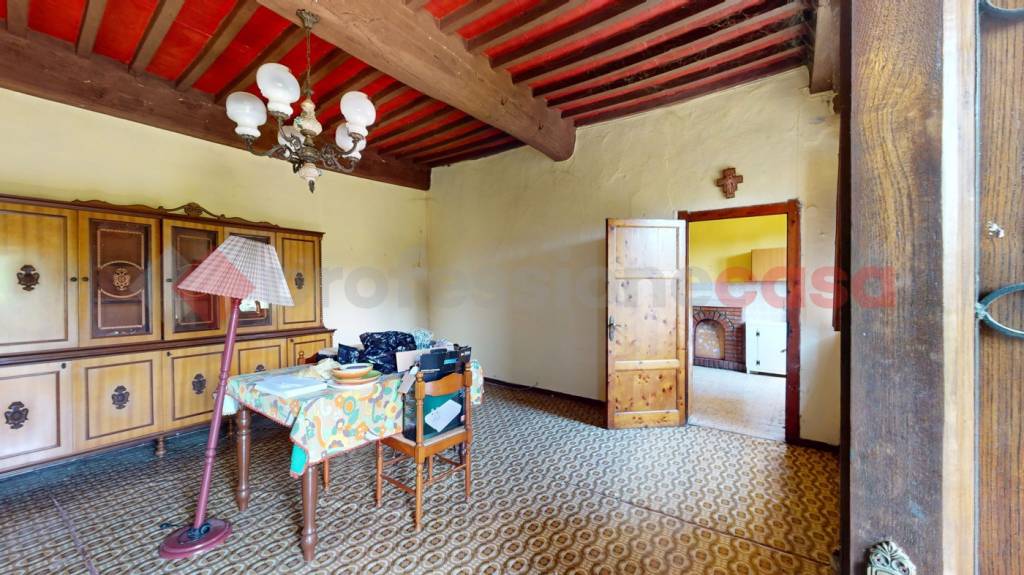 casa indipendente in vendita a Coreglia Antelminelli in zona Ghivizzano