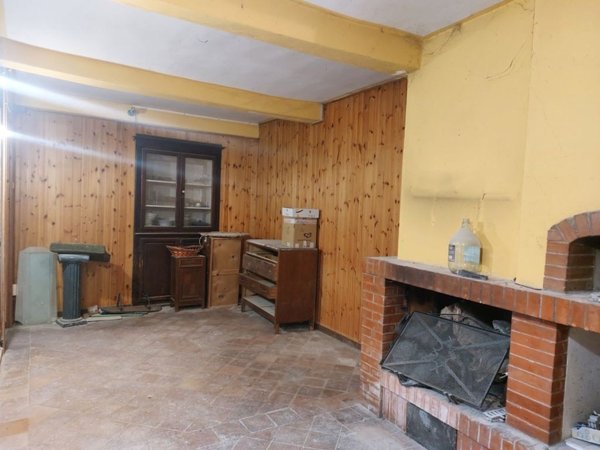 casa indipendente in vendita a Coreglia Antelminelli in zona Calavorno