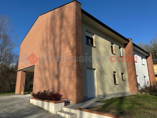 casa indipendente in vendita a Coreglia Antelminelli