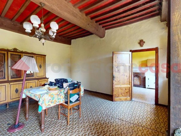casa indipendente in vendita a Coreglia Antelminelli in zona Ghivizzano