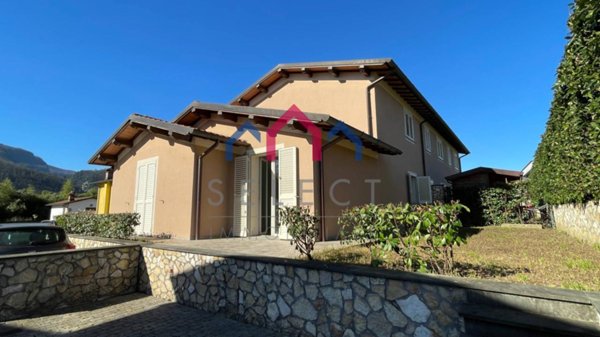 casa indipendente in vendita a Coreglia Antelminelli