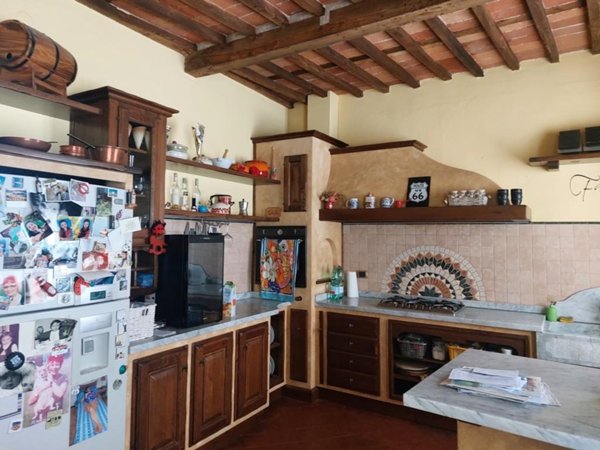 casa indipendente in vendita a Coreglia Antelminelli
