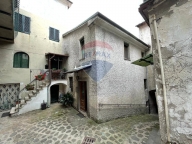 casa indipendente in vendita a Coreglia Antelminelli in zona Ghivizzano