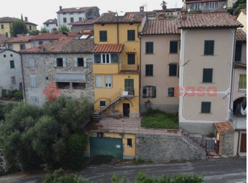 casa indipendente in vendita a Coreglia Antelminelli