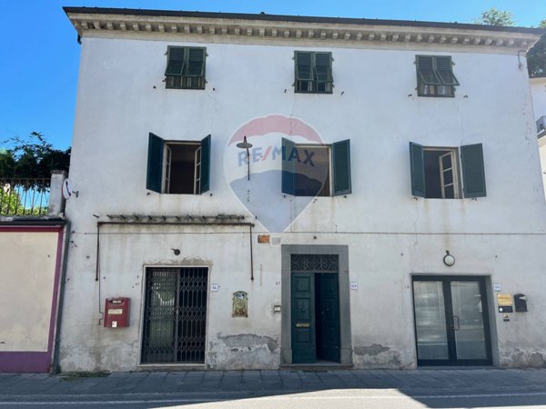 casa indipendente in vendita a Coreglia Antelminelli in zona Piano di Coreglia