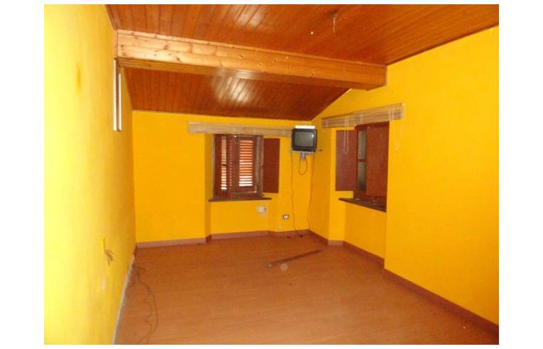 casa indipendente in vendita a Coreglia Antelminelli
