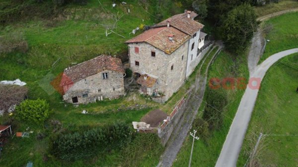 casa indipendente in vendita a Coreglia Antelminelli in zona Tereglio
