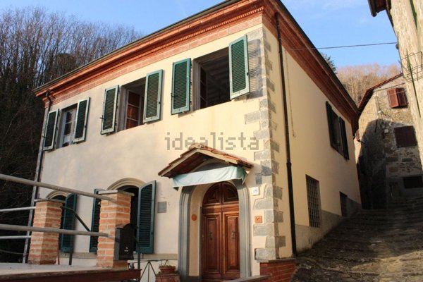 casa indipendente in vendita a Coreglia Antelminelli in zona Vitiana