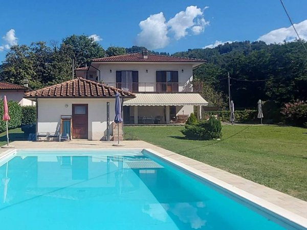 casa indipendente in vendita a Coreglia Antelminelli in zona Piano di Coreglia