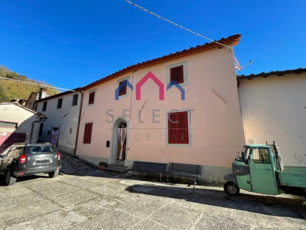 casa indipendente in vendita a Coreglia Antelminelli in zona Vitiana