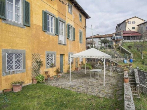casa indipendente in vendita a Coreglia Antelminelli in zona Tereglio