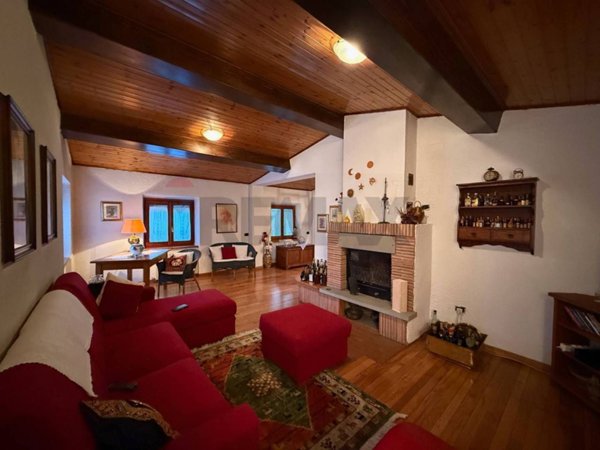 casa indipendente in vendita a Coreglia Antelminelli in zona Calavorno