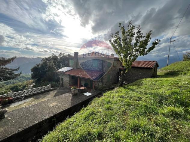casa indipendente in vendita a Coreglia Antelminelli in zona Gromignana