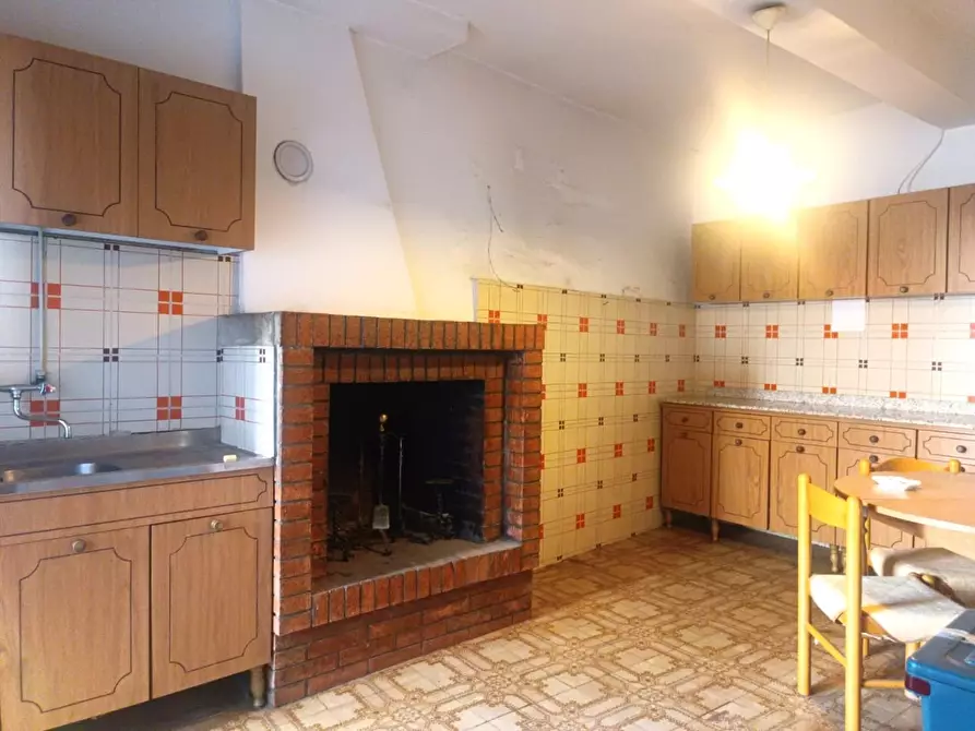 appartamento in vendita a Coreglia Antelminelli in zona Ghivizzano