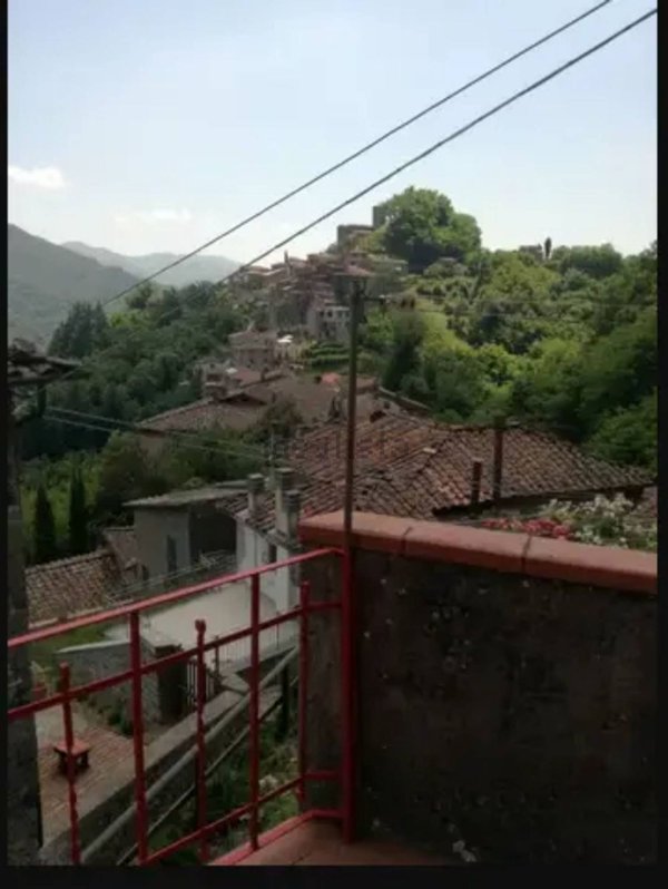 casa indipendente in vendita a Coreglia Antelminelli in zona Vitiana