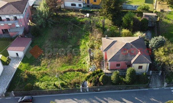 casa indipendente in vendita a Coreglia Antelminelli in zona Piano di Coreglia