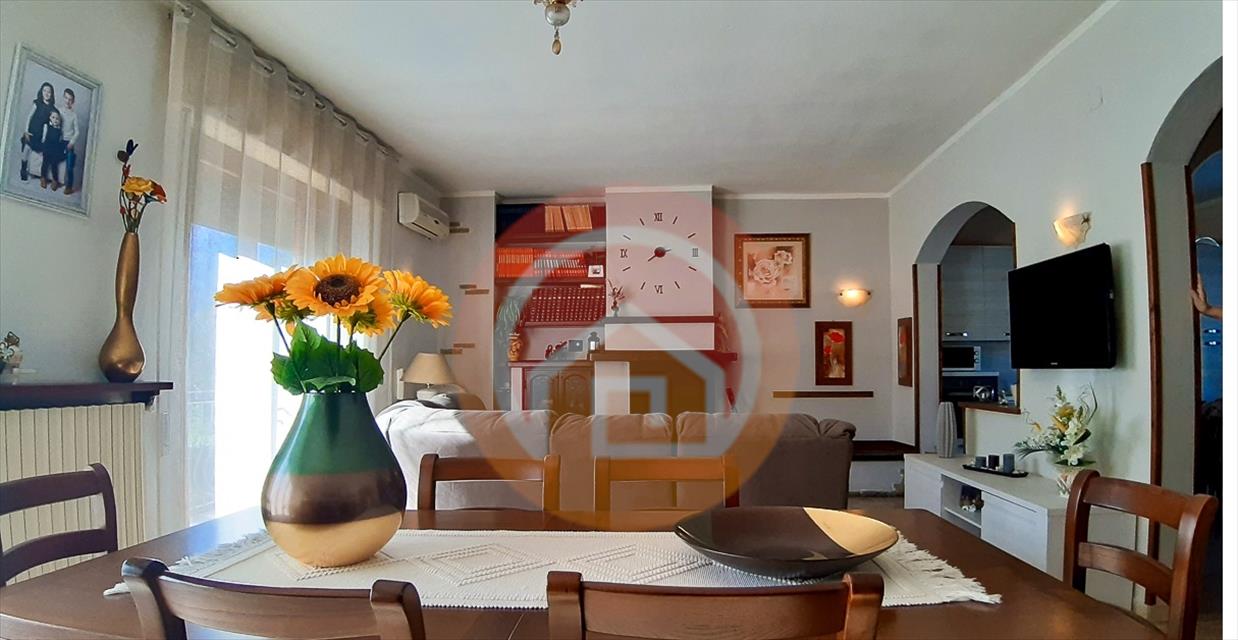 casa indipendente in vendita a Coreglia Antelminelli