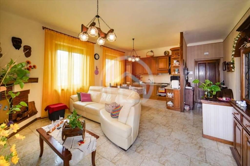 appartamento in vendita a Coreglia Antelminelli in zona Ghivizzano