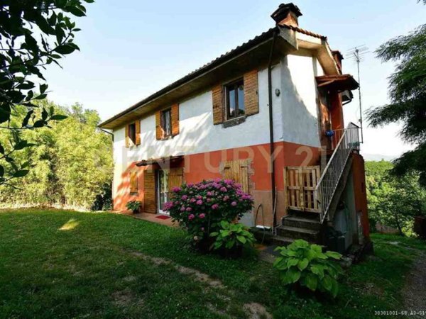 casa indipendente in vendita a Coreglia Antelminelli