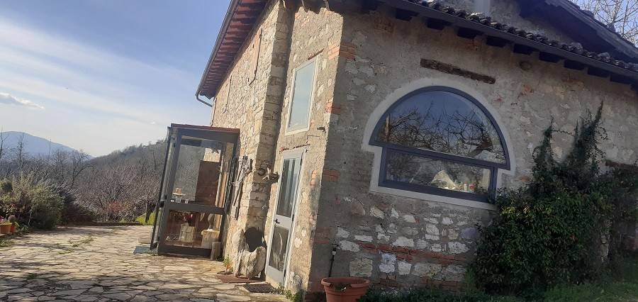 casa indipendente in vendita a Coreglia Antelminelli