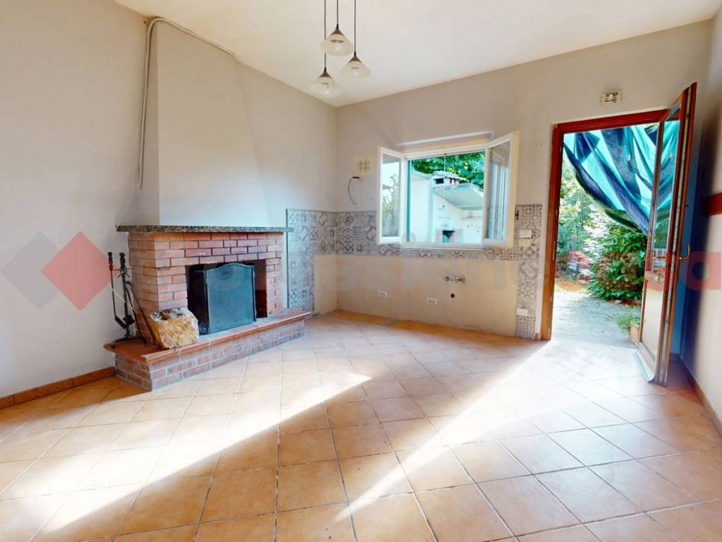 casa indipendente in vendita a Coreglia Antelminelli