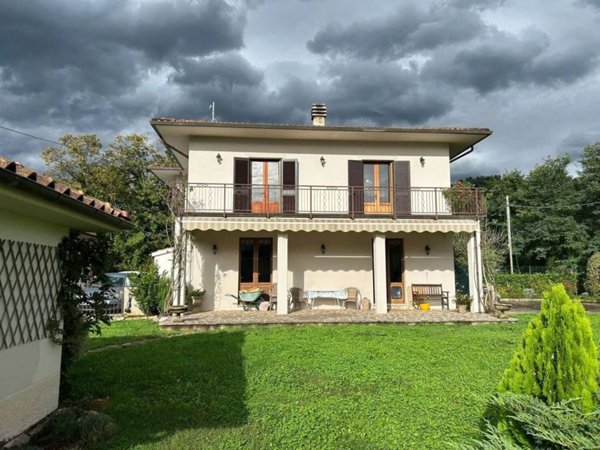 casa indipendente in vendita a Coreglia Antelminelli in zona Piano di Coreglia