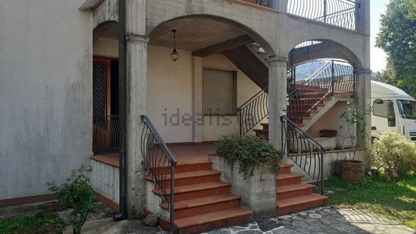 appartamento in vendita a Coreglia Antelminelli in zona Piano di Coreglia