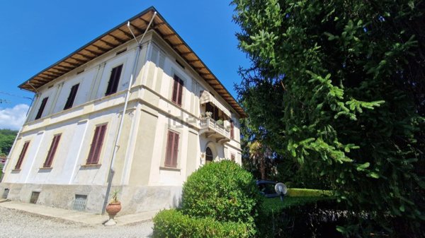 casa indipendente in vendita a Coreglia Antelminelli in zona Ghivizzano