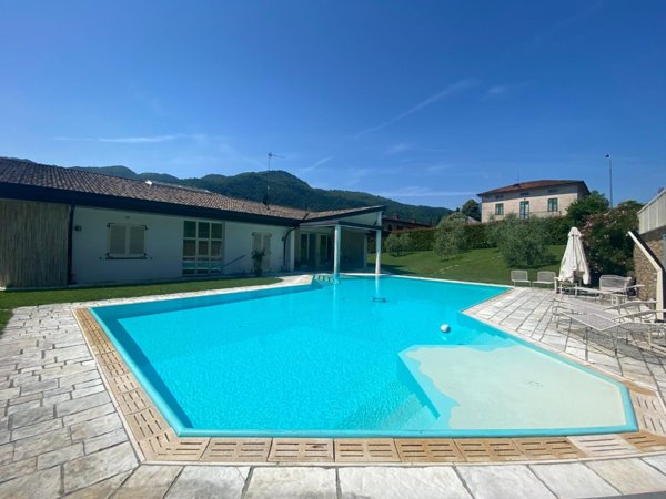 casa indipendente in vendita a Coreglia Antelminelli in zona Ghivizzano