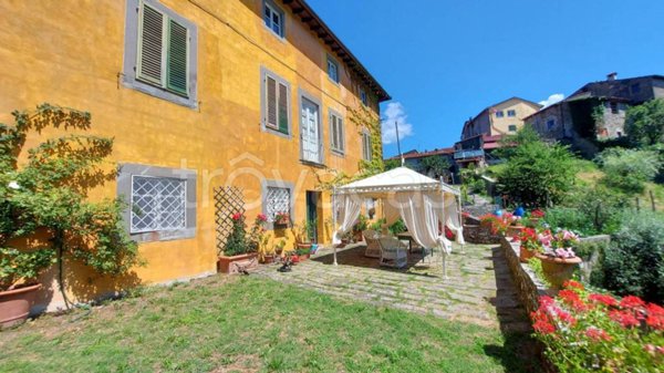 casa indipendente in vendita a Coreglia Antelminelli