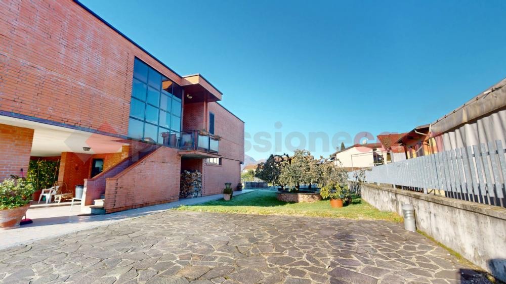 casa indipendente in vendita a Coreglia Antelminelli in zona Piano di Coreglia