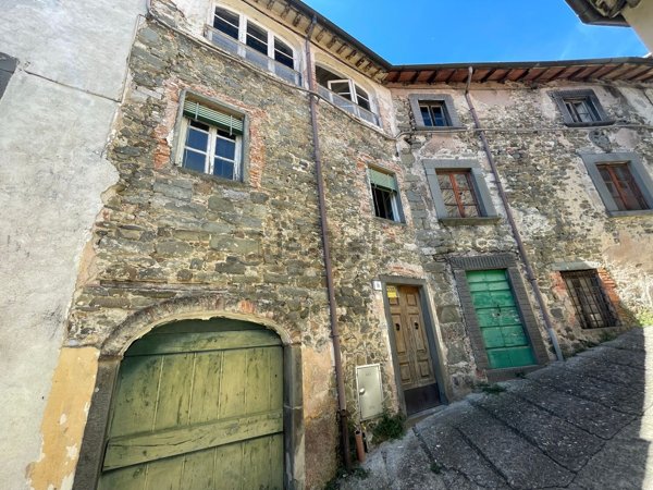 casa indipendente in vendita a Coreglia Antelminelli in zona Tereglio