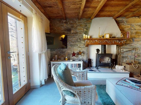 casa indipendente in vendita a Coreglia Antelminelli