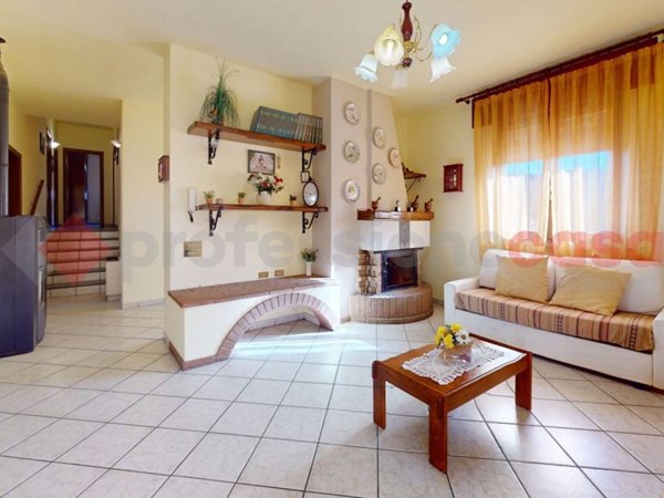 appartamento in vendita a Coreglia Antelminelli in zona Ghivizzano